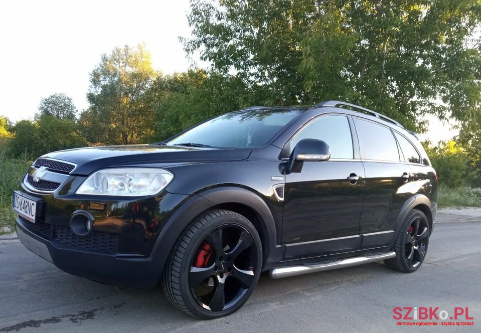 2010' Chevrolet Captiva photo #1