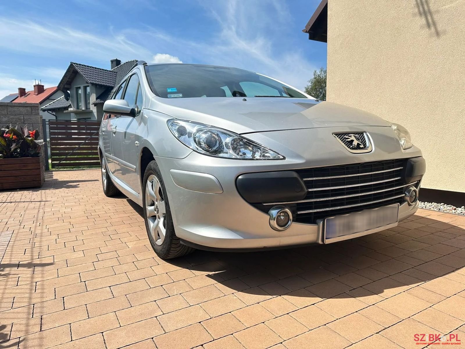 2008' Peugeot 307 photo #6