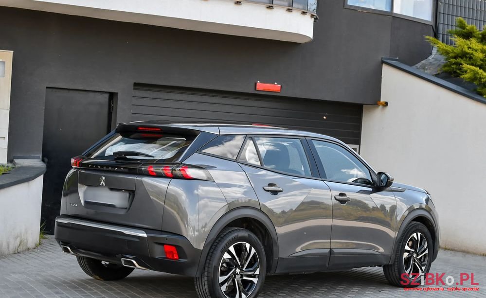 2020' Peugeot 2008 photo #5