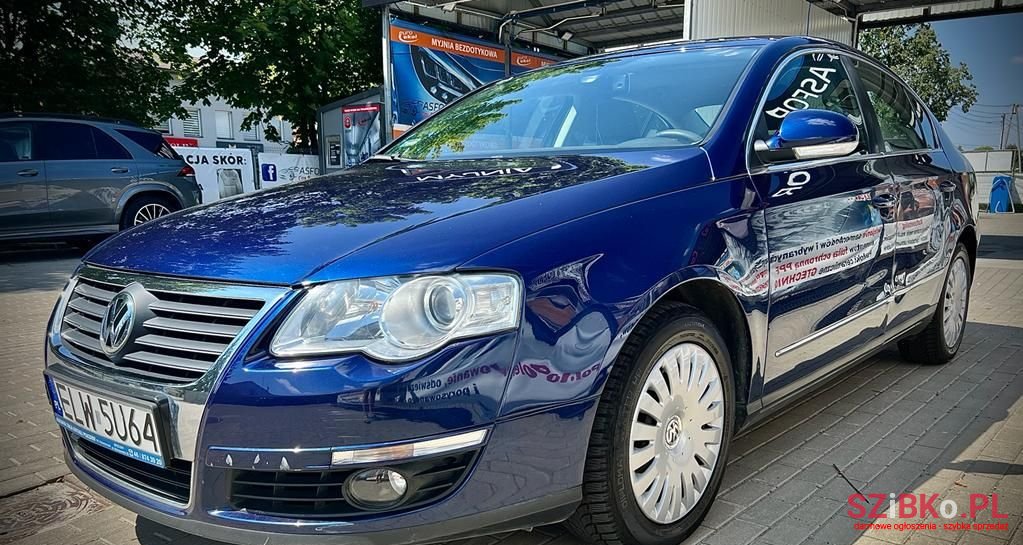 2007' Volkswagen Passat photo #1