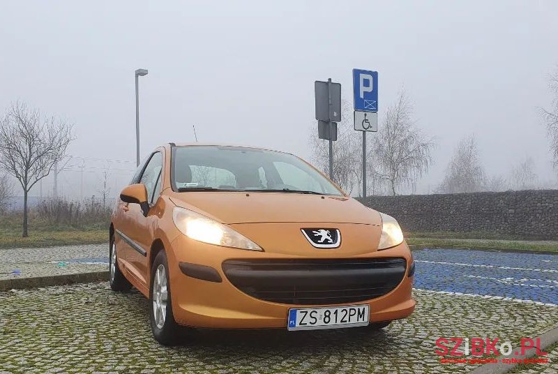 2006' Peugeot 207 photo #1