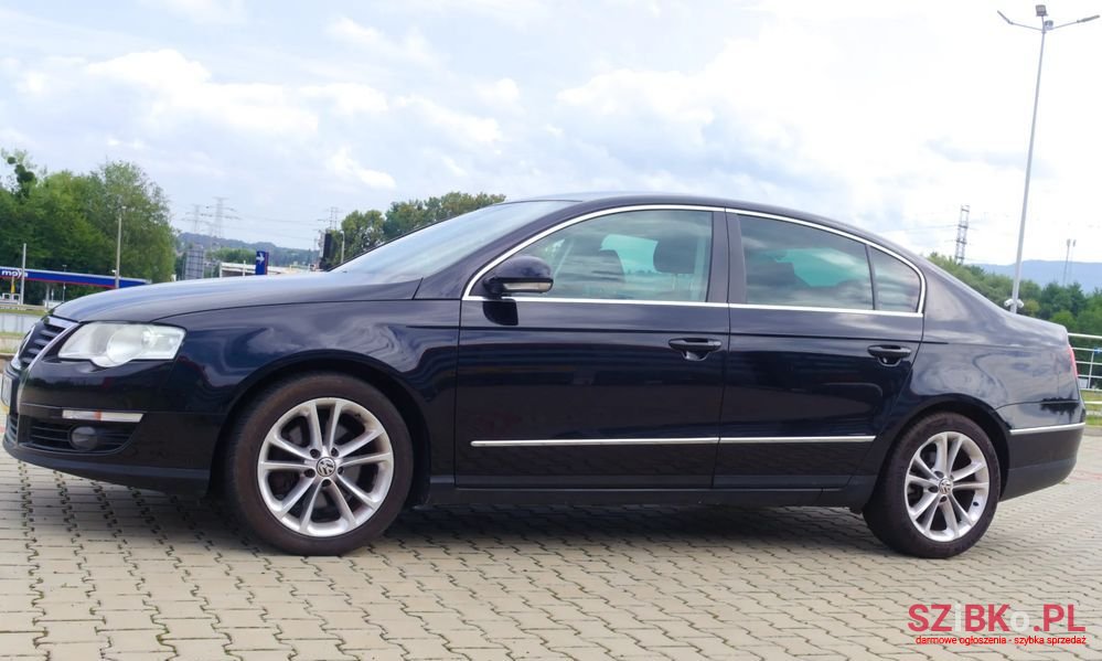 2007' Volkswagen Passat photo #1