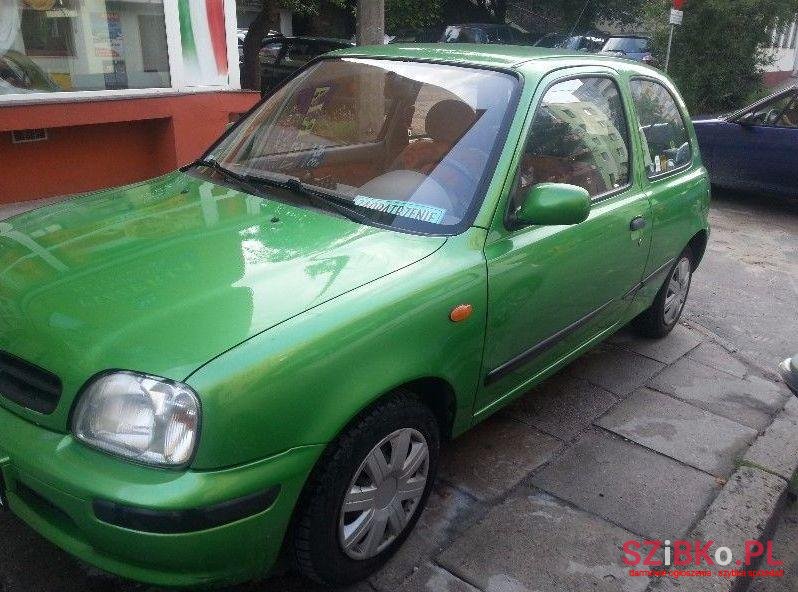 2000' Nissan Micra photo #2