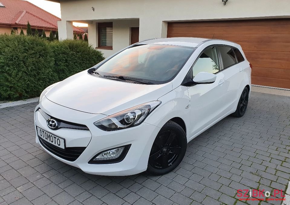 2012' Hyundai i30 photo #1