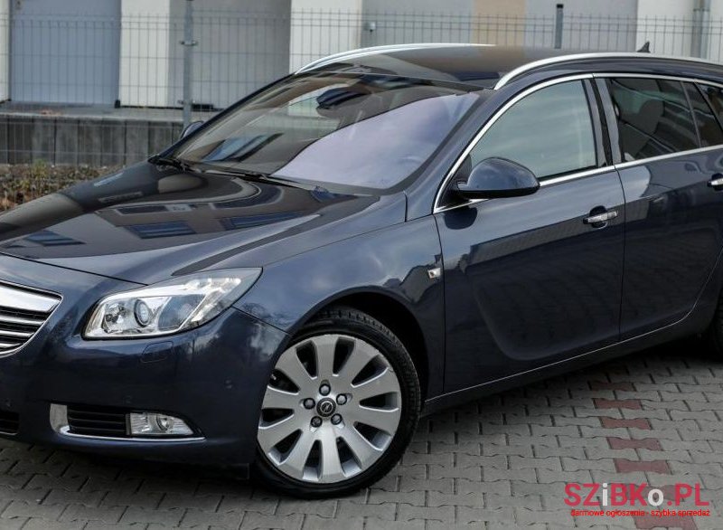 2009' Opel Insignia photo #2