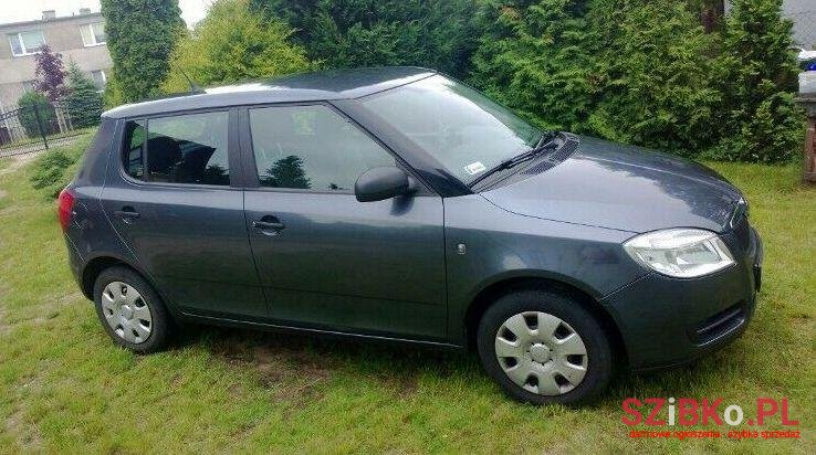 2010' Skoda Fabia photo #1