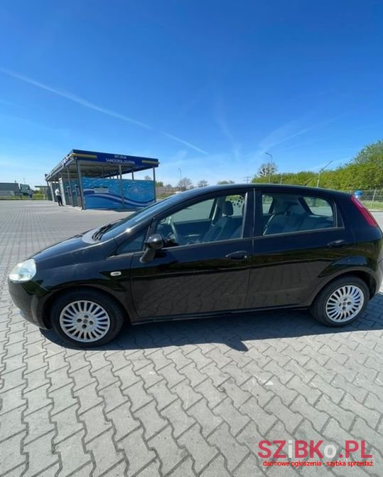 2006' Fiat Punto photo #2