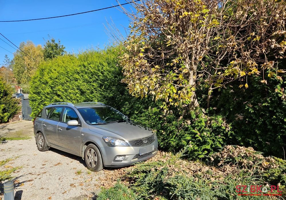 2011' Kia Ceed Cee'D 1.6 M photo #1