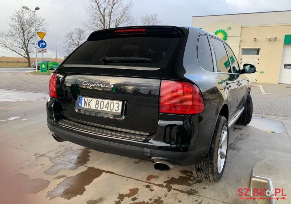 2003' Porsche Cayenne photo #5