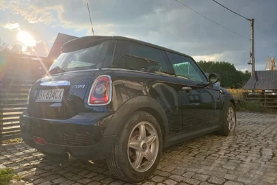 2009' MINI Cooper Standard