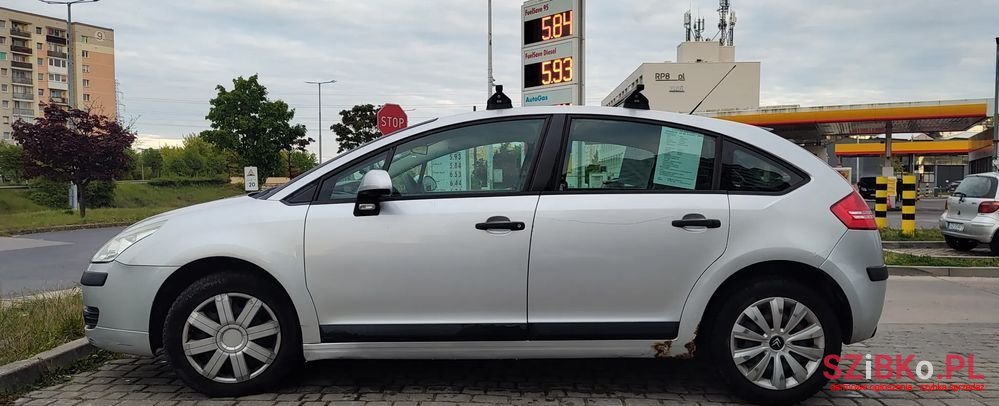 2007' Citroen C4 1.6 16V Sx photo #2