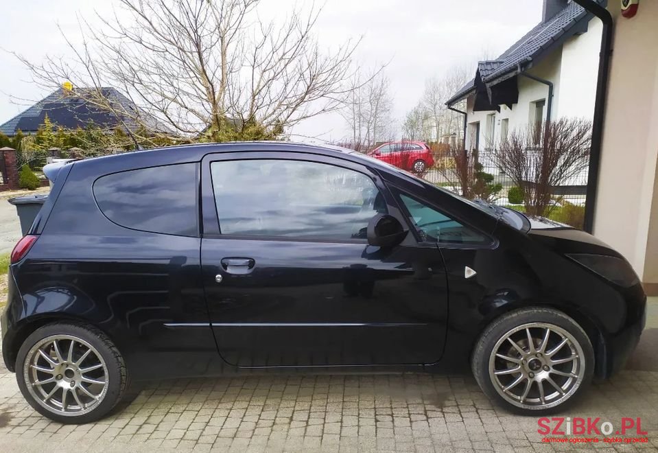 2008' Mitsubishi Colt photo #2