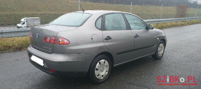 2003' SEAT Cordoba photo #1