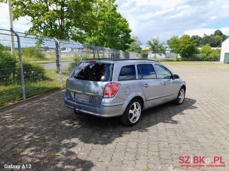 2006' Opel Astra photo #5