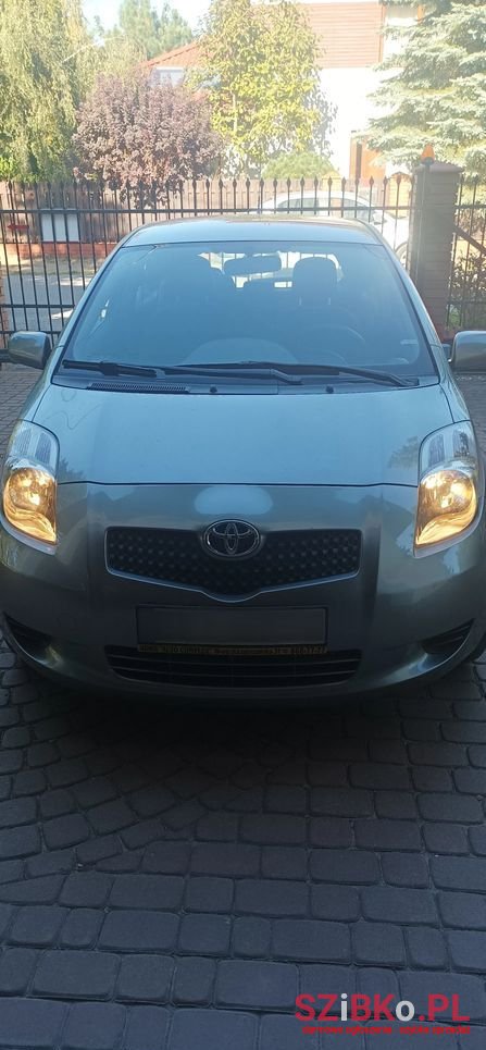 2007' Toyota Yaris photo #5