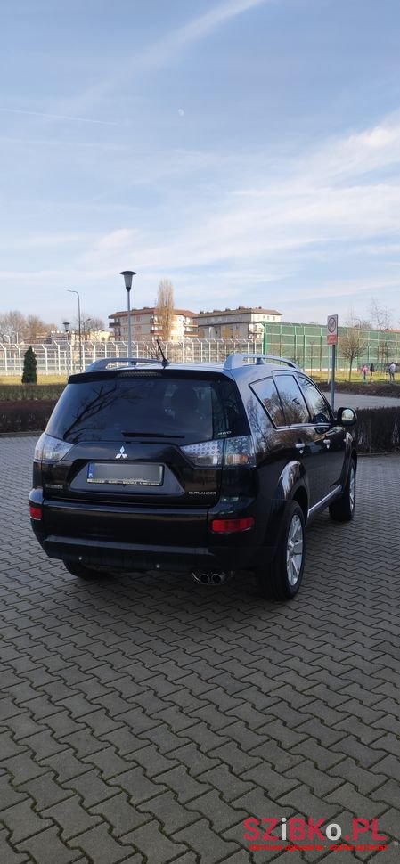 2008' Mitsubishi Outlander photo #5