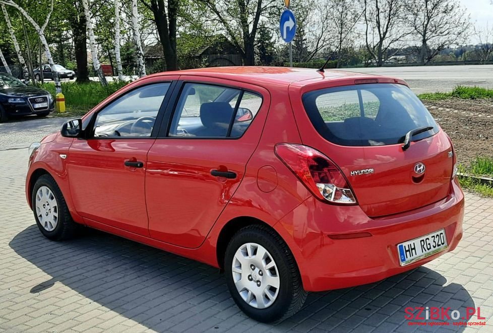 2014' Hyundai i20 photo #4