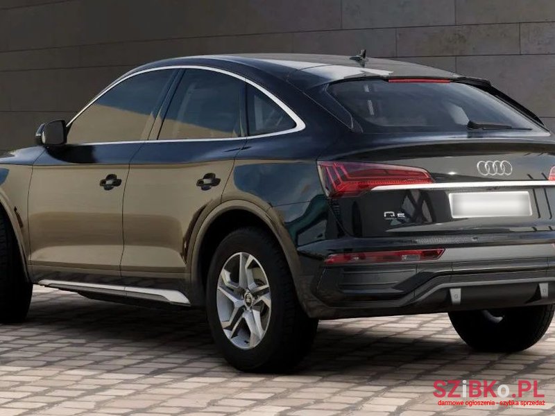 2023' Audi Q5 photo #2