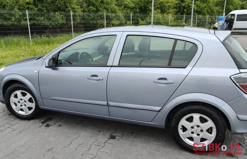 2007' Opel Astra 1.8 photo #5
