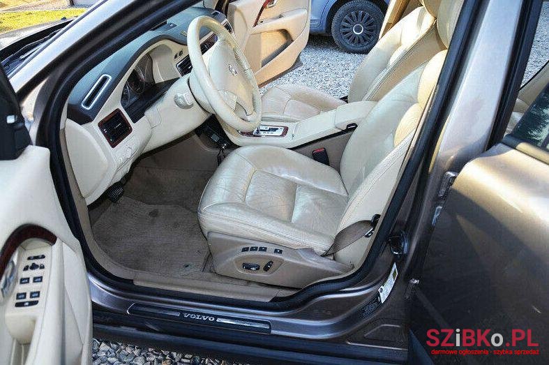 2008' Volvo XC70 photo #2