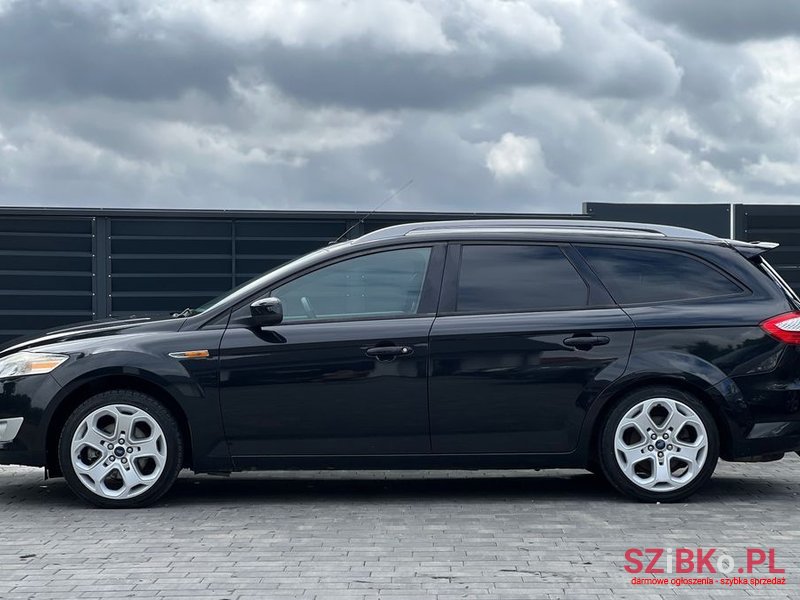 2010' Ford Mondeo 2.0 Titanium photo #3
