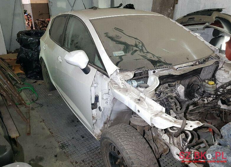 2010' SEAT Ibiza photo #1