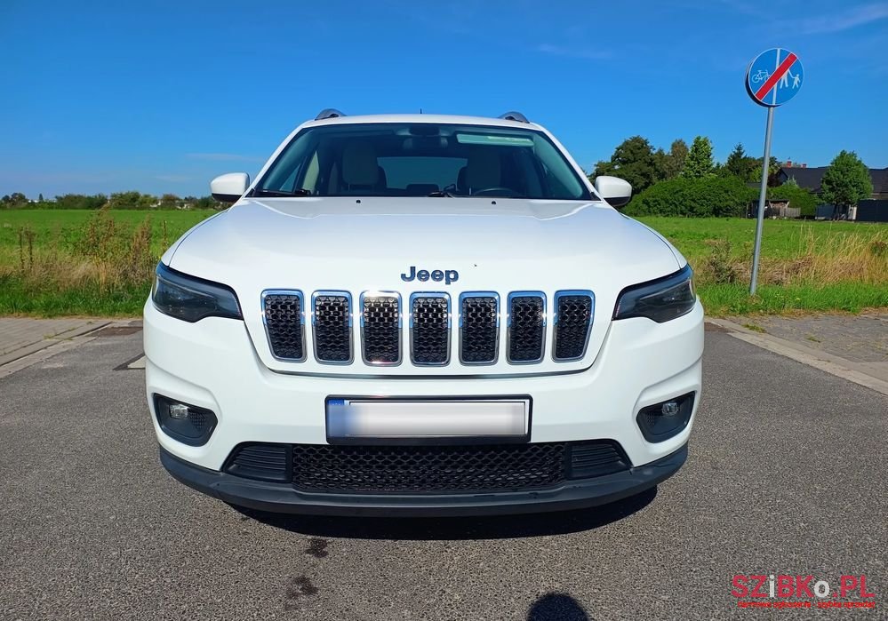 2019' Jeep Cherokee photo #2