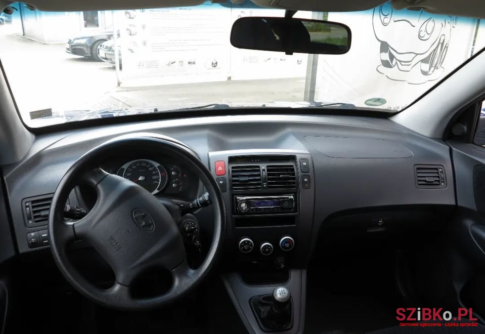 2006' Hyundai Tucson photo #5