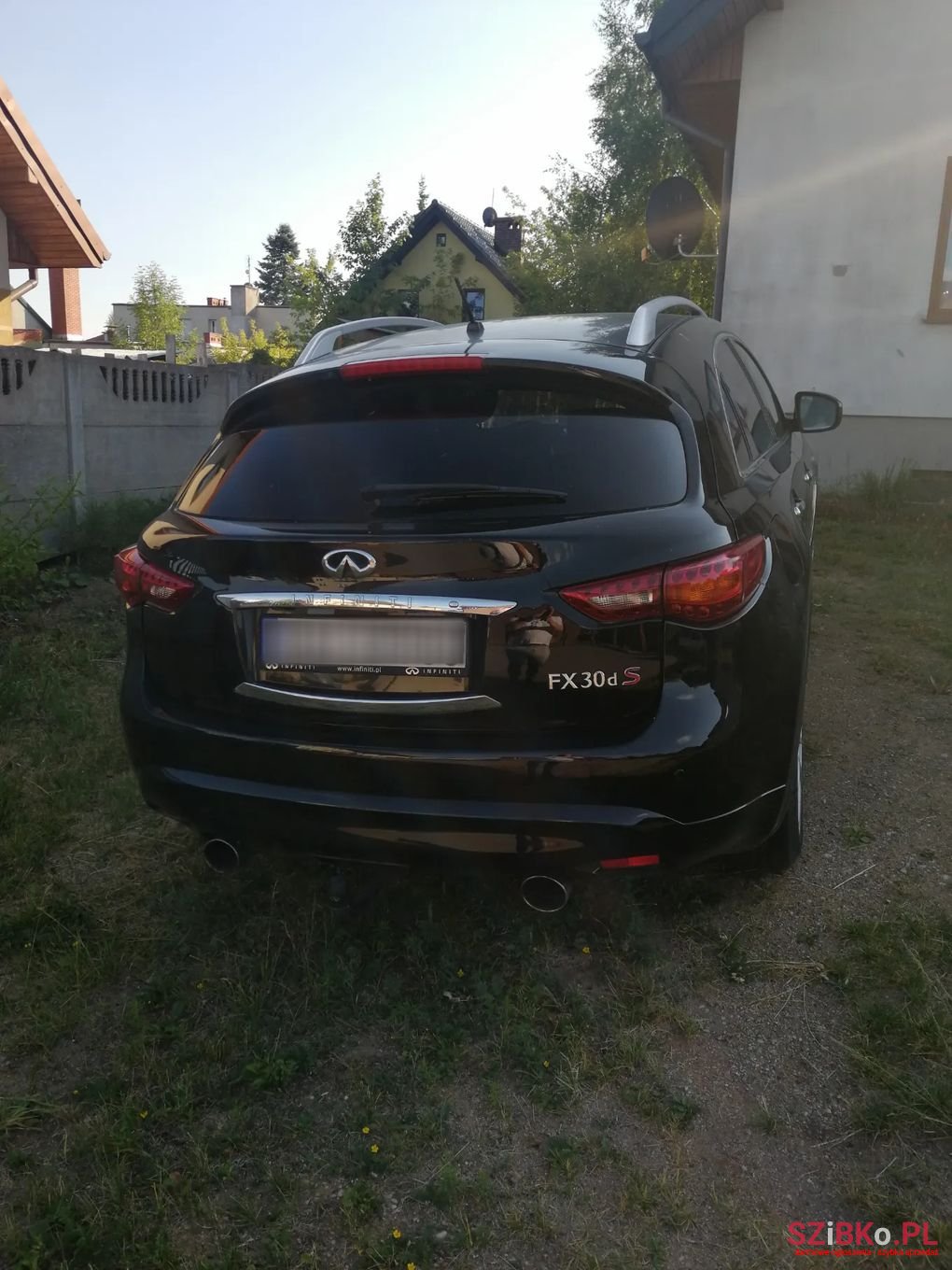 2010' Infiniti FX photo #2