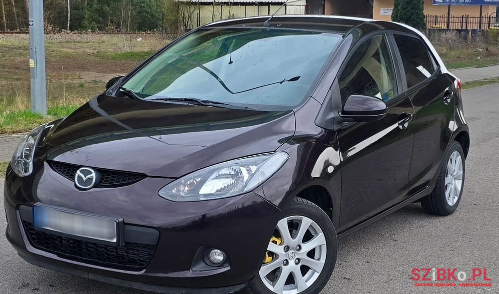 2011' Mazda 2 1.3 Mzr Active photo #1