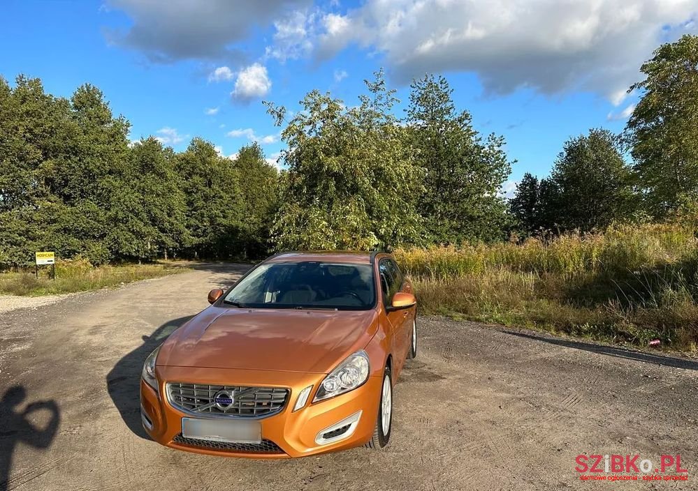 2012' Volvo V60 D2 Kinetic photo #3