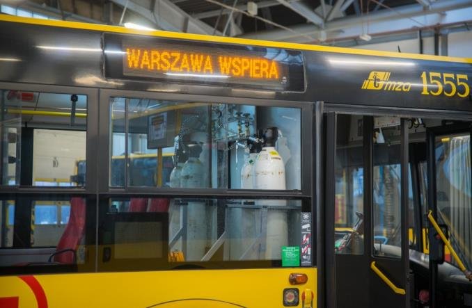 У Варшаві з'явилися автобуси для перевезення пасажирів з COVID-19