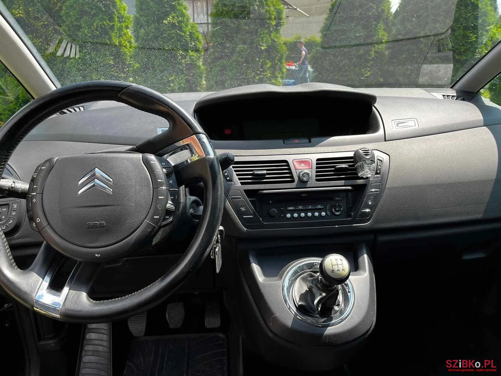 2009' Citroen C4 Grand Picasso photo #5