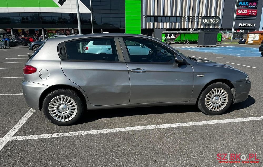 2009' Alfa Romeo 147 photo #4