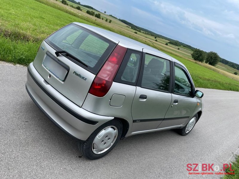 1995' Fiat Punto 75 Elx photo #3