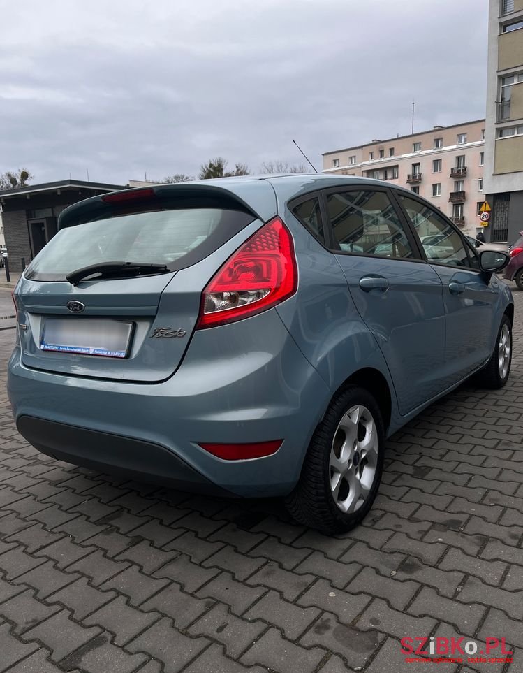 2010' Ford Fiesta 1.4 Tdci Ambiente photo #5