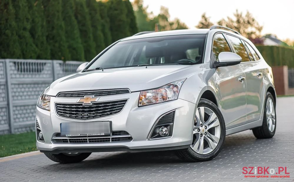 2012' Chevrolet Cruze photo #1