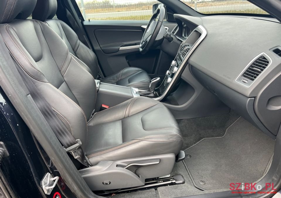 2017' Volvo Xc 60 photo #5