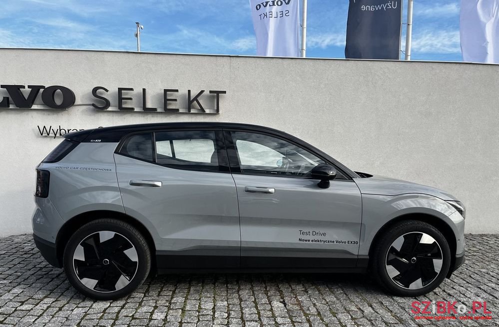 2023' Volvo Ex30 photo #4