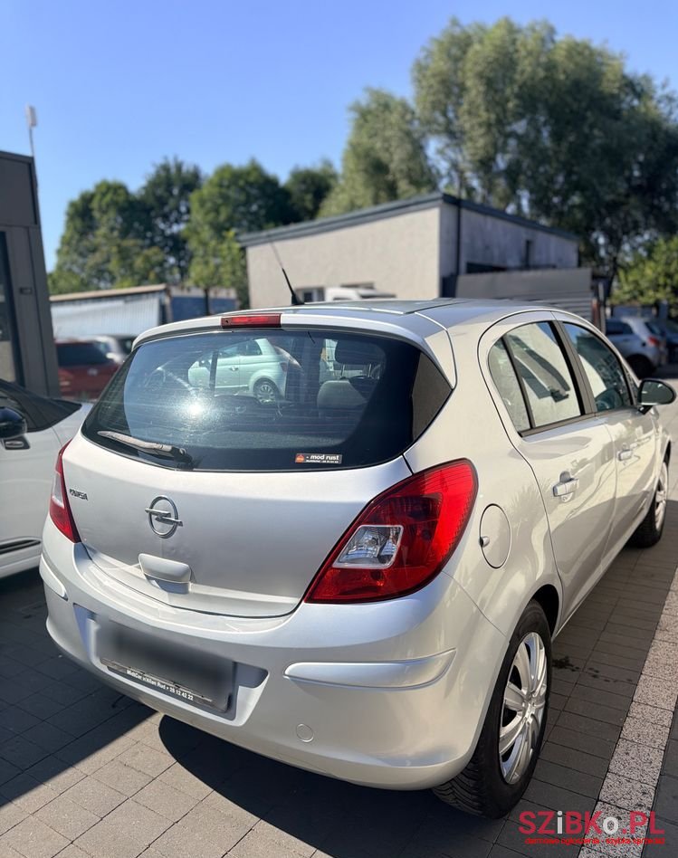 2012' Opel Corsa 1.2 16V Color Edition photo #6