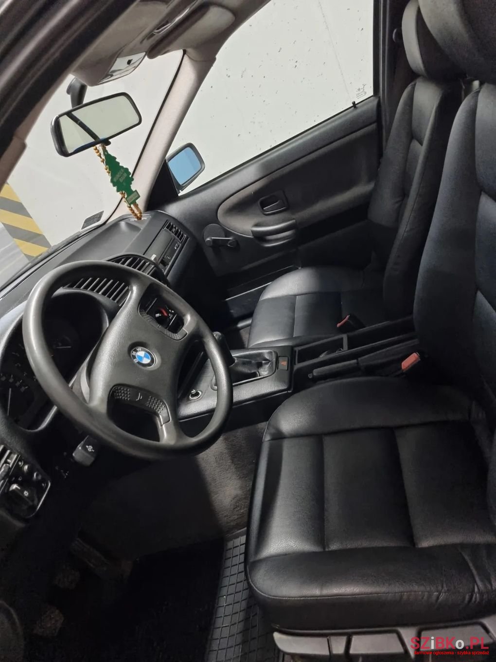 1992' BMW 3 Series photo #2