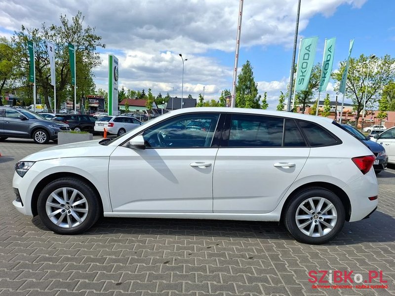 2022' Skoda Scala 1.0 Tsi Ambition photo #5