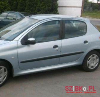 2003' Peugeot 206 photo #1