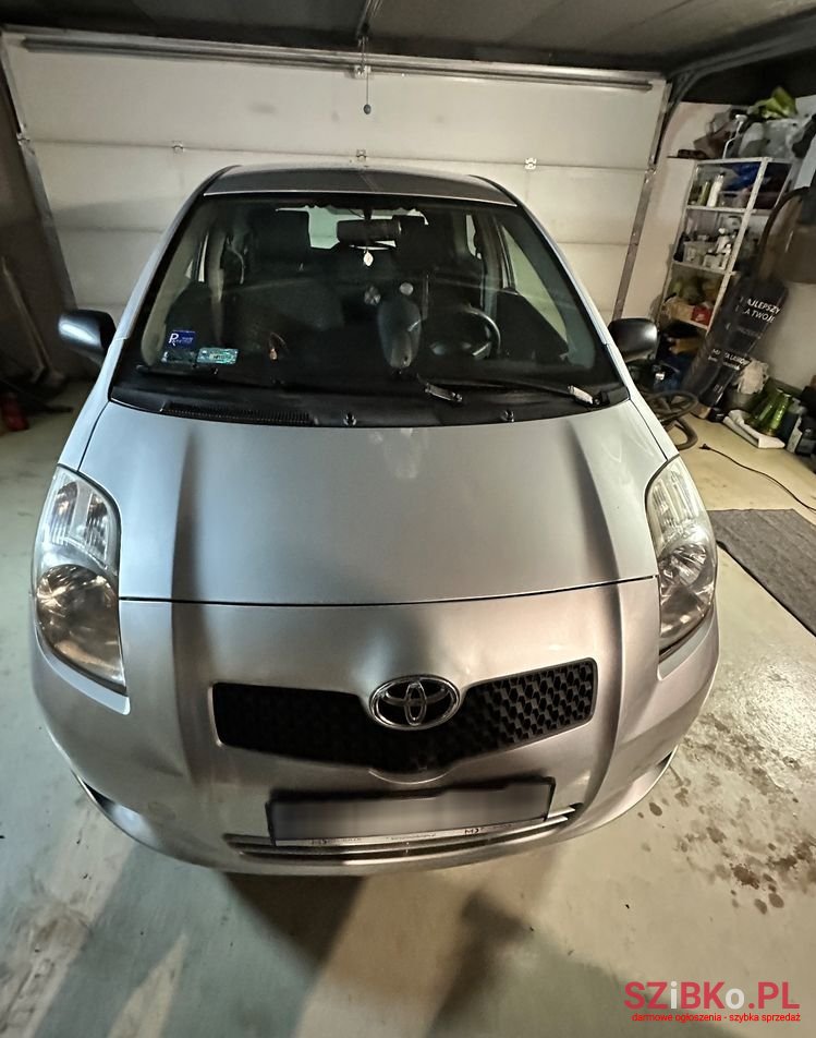 2006' Toyota Yaris 1.3 Sol photo #1