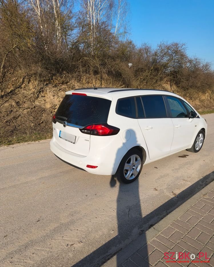 2013' Opel Zafira photo #3