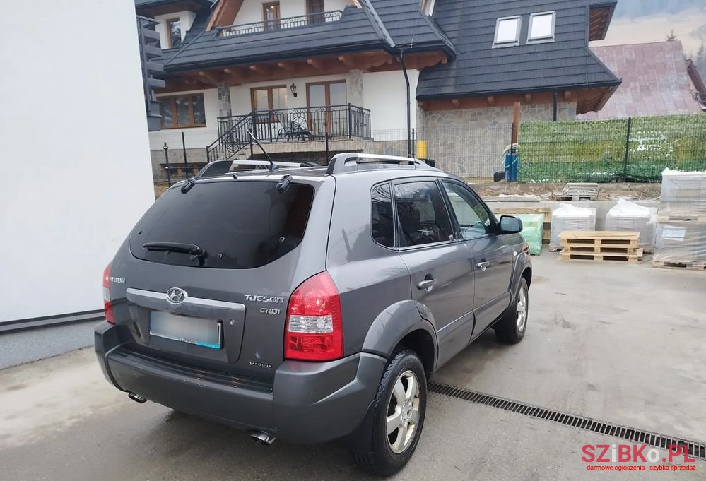 2008' Hyundai Tucson 2.0 Crdi Premium photo #3