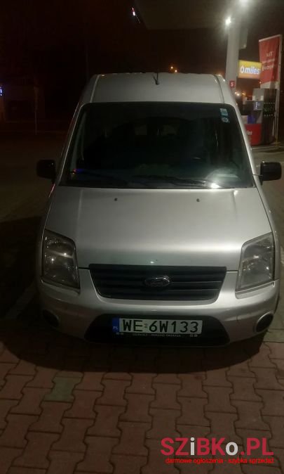 2010' Ford Tourneo Connect photo #2