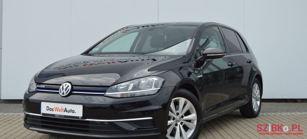 2018' Volkswagen Golf photo #1