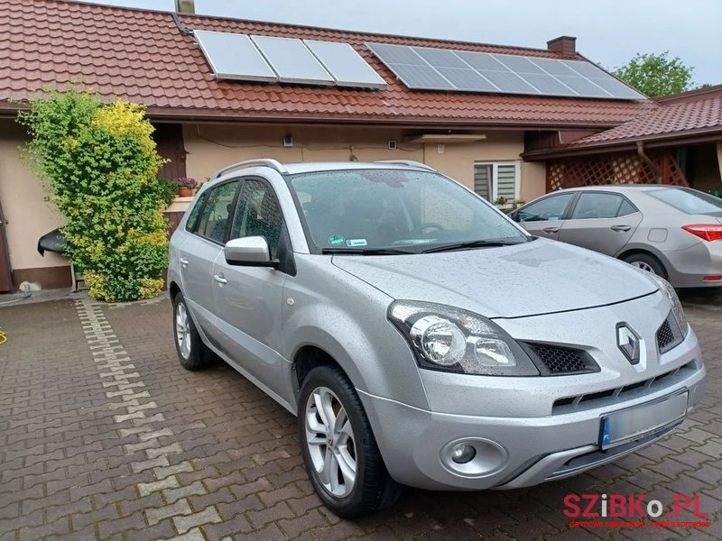 2010' Renault Koleos 2.0 Dci 4X4 Bose Edition photo #6