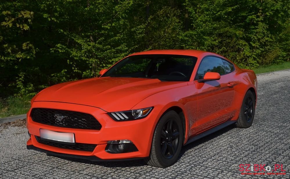 2016' Ford Mustang photo #3